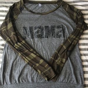 Long sleeve mama tee